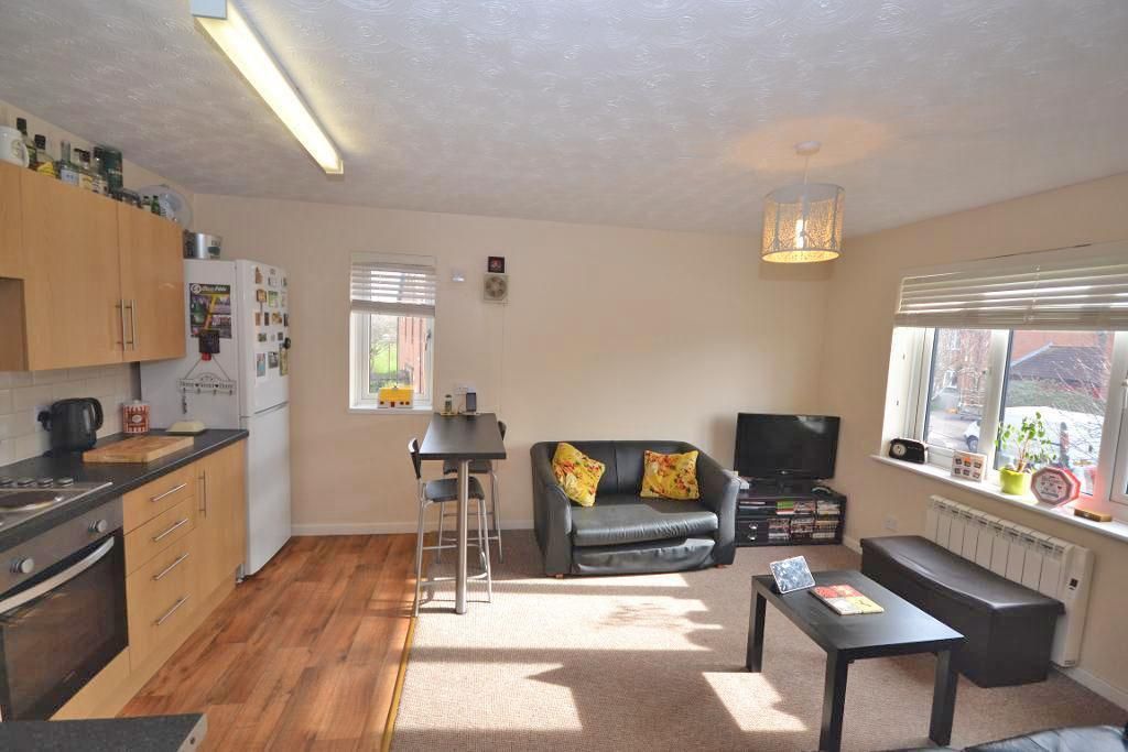 Property photo 3 of 6 Open Plan Living Room