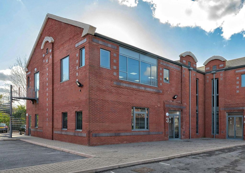 Property photo 1 of 2 3 Waterside Court External.Jpg