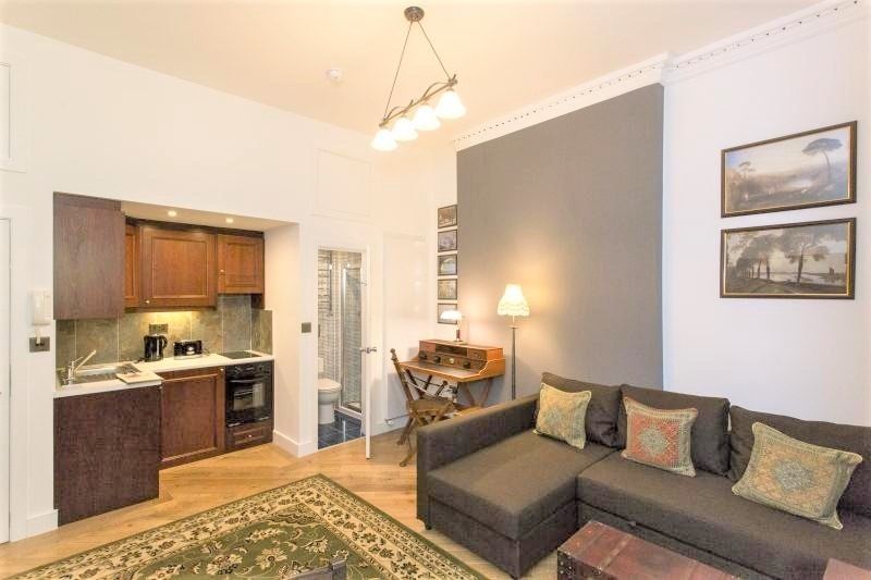 Property photo 3 of 11 1800823
