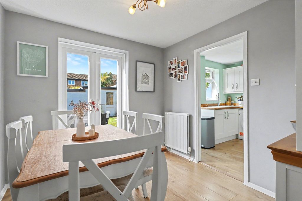 Property photo 2 of 14 Dining Room