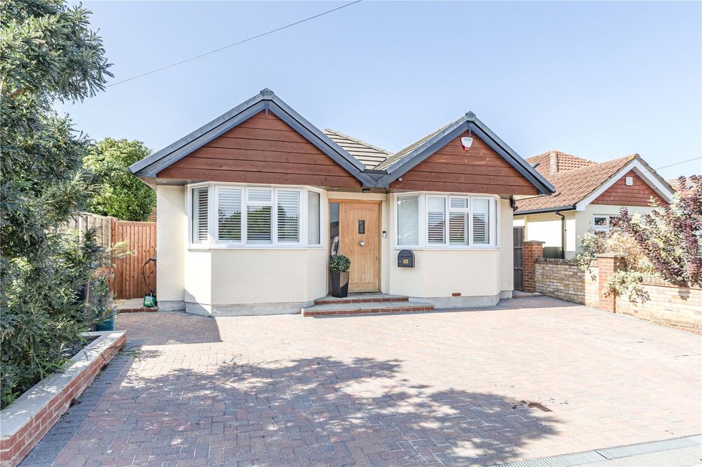 Property photo 1 of 22 Picture No. 05