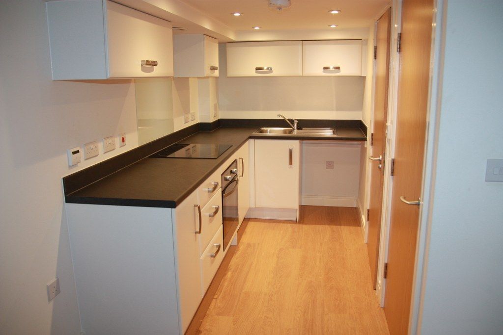Property photo 2 of 5 Kitchen