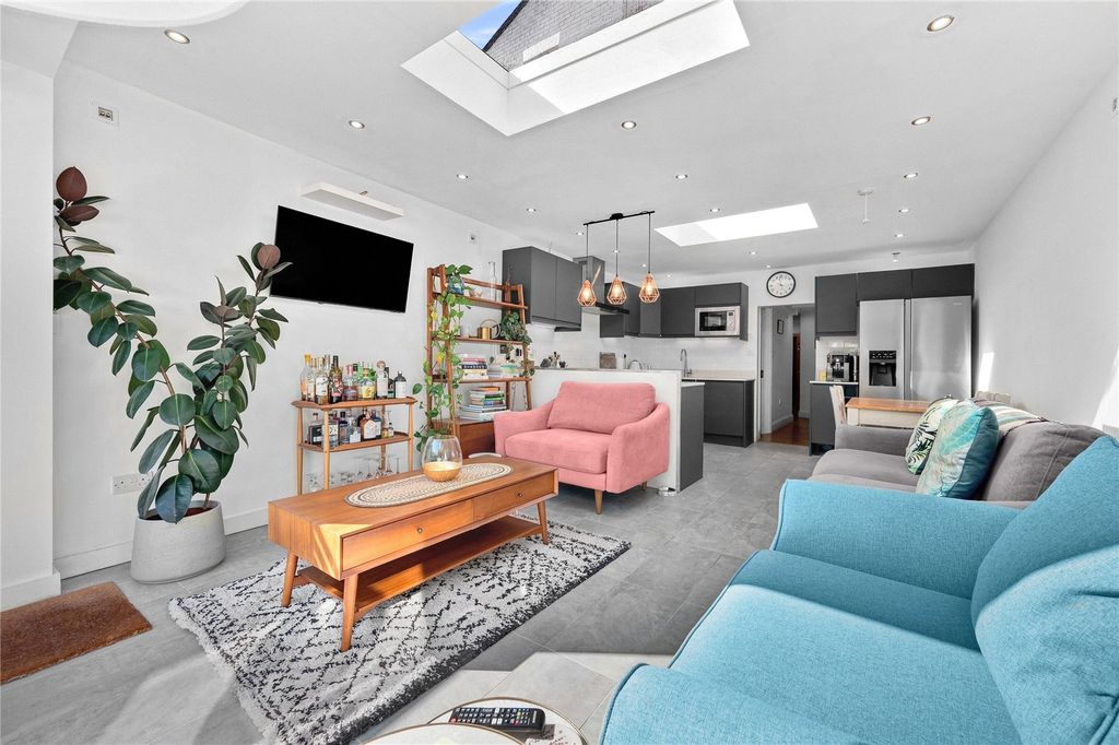Property photo 2 of 14 Picture No. 06