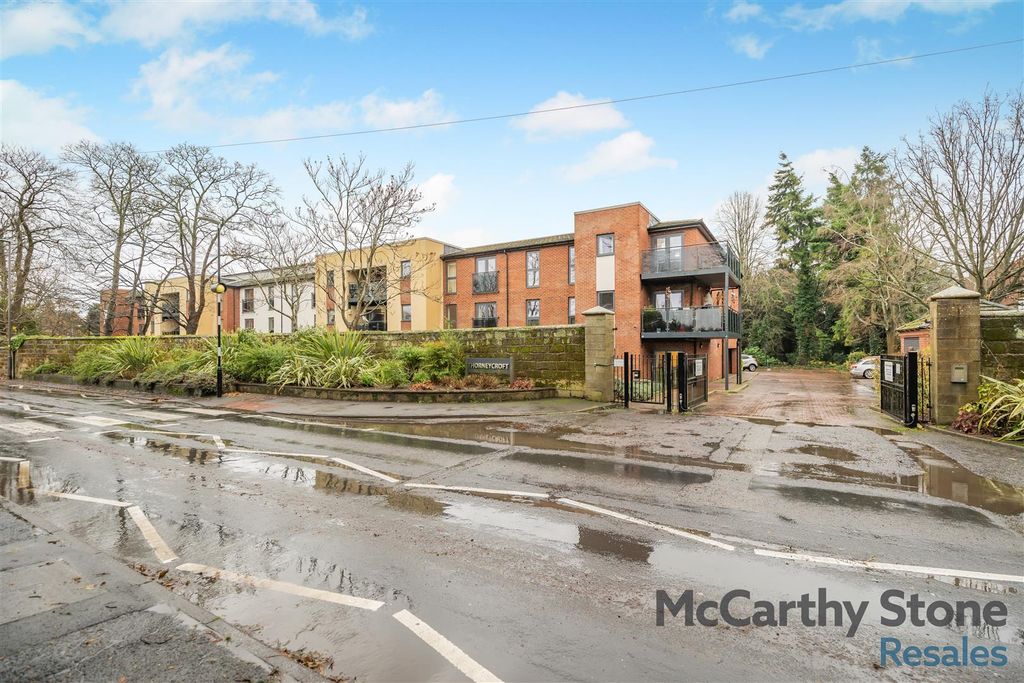 Property photo 1 of 30 8673061-Exterior17.Jpg