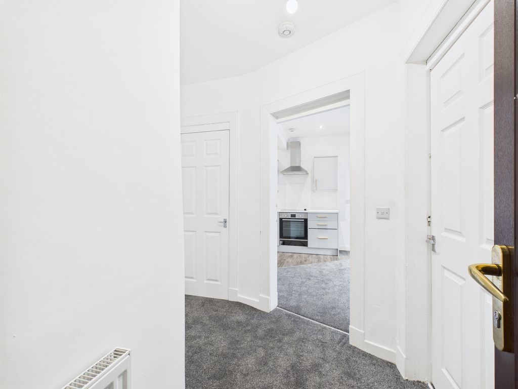 Property photo 2 of 13 Cam05526G0-Pr0010-Still001