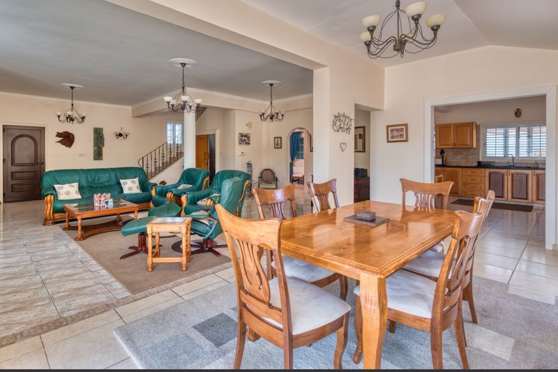 Property photo 2 of 31 Lounge And Dining