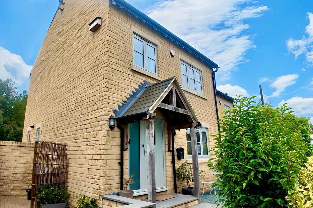 Property photo 1 of 28 Img_6098_1754136120824.Jpeg