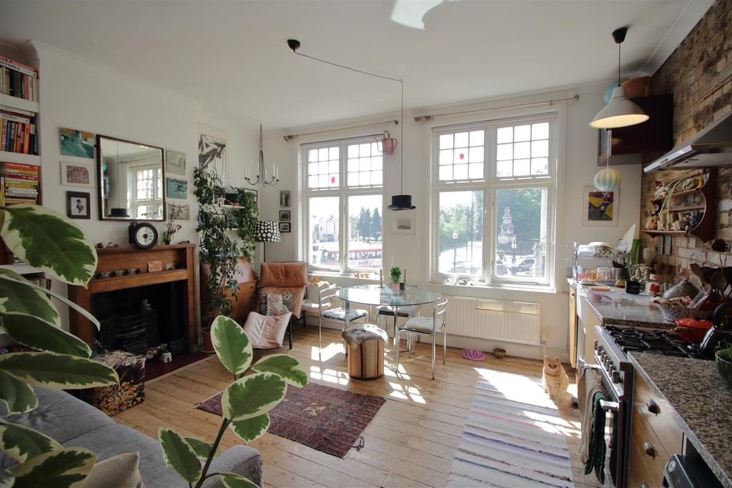Property photo 3 of 12 Eden Harper Acre Lane Brixton