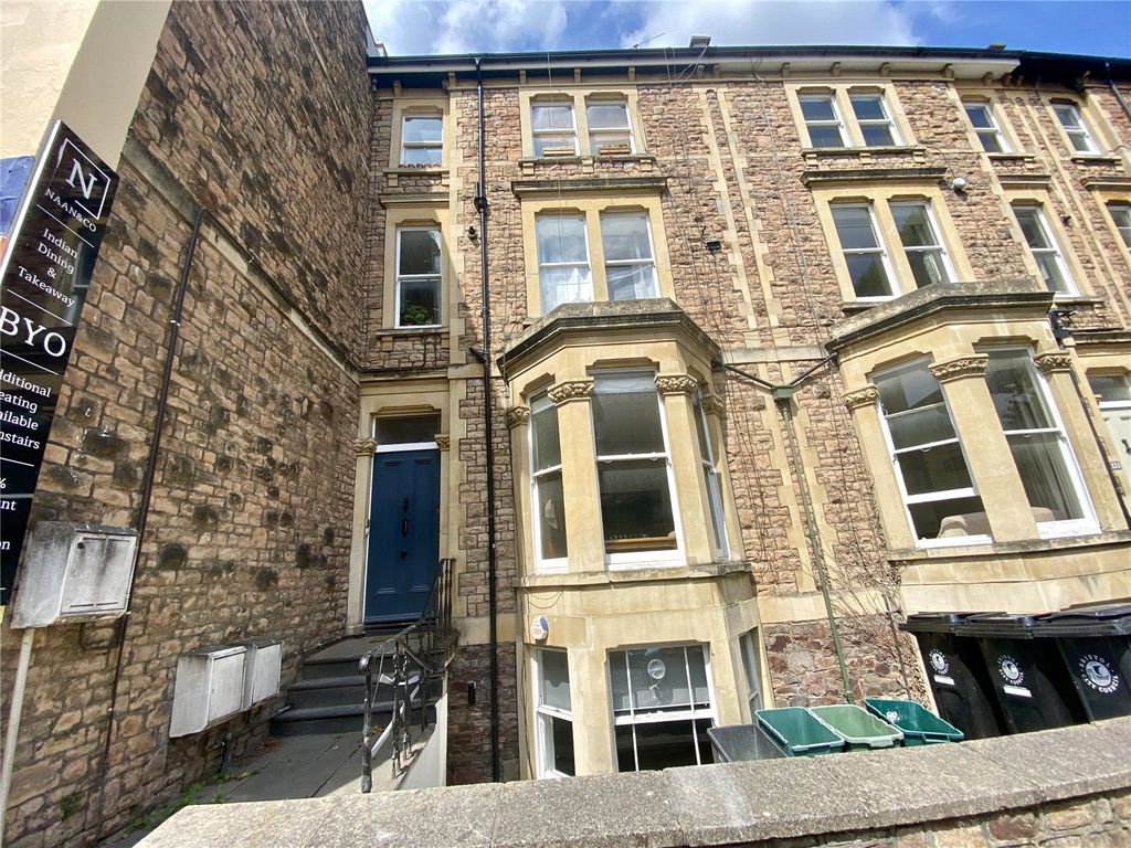 Property photo 1 of 18 Picture No. 16