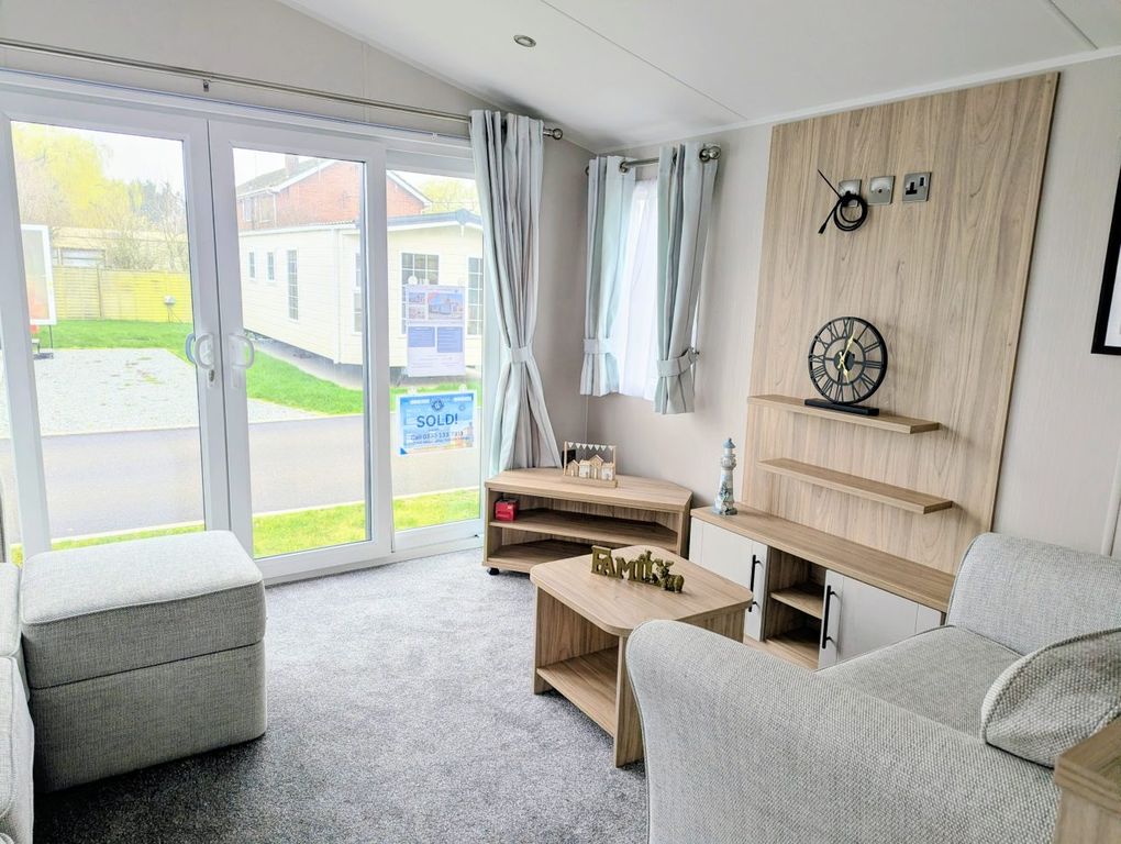 Property photo 2 of 7 Slb2 1.Jpg