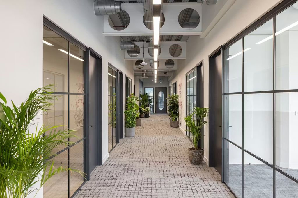 Property photo 2 of 14 Office