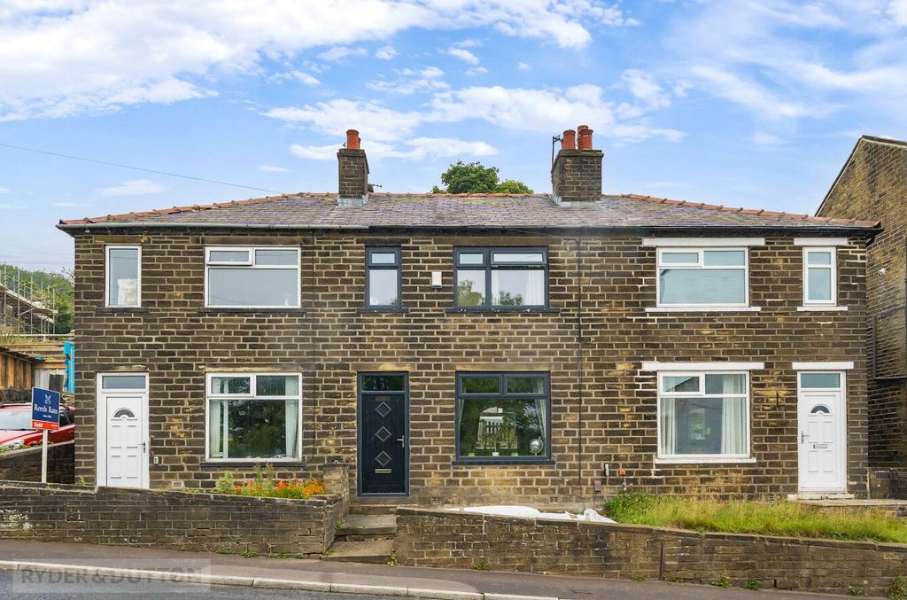 Property photo 1 of 17 Picture No. 12
