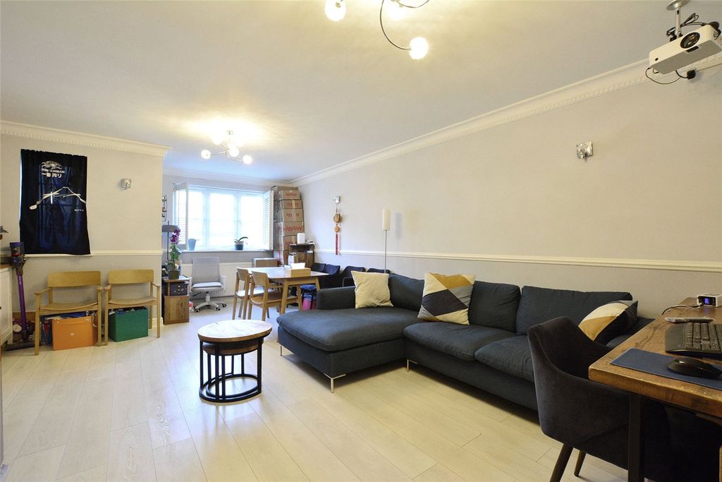 Property photo 2 of 11 Picture No. 02