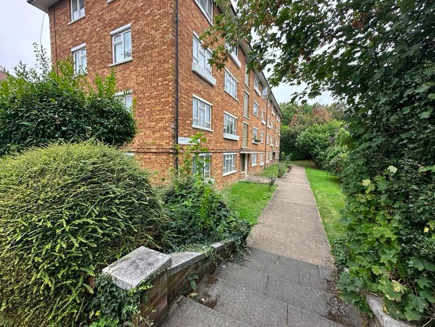 Property photo 3 of 12
