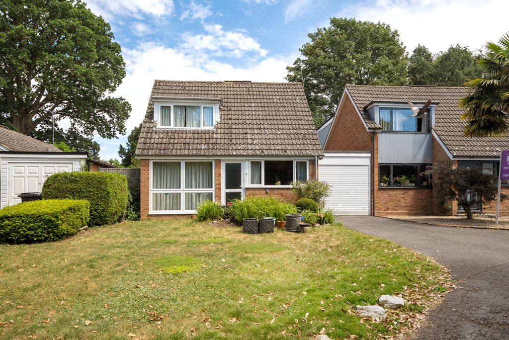 Property photo 1 of 18 1318215-23-6863dc...