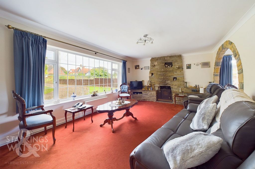 Property photo 3 of 22