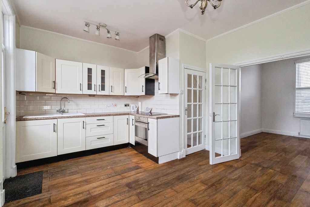 Property photo 2 of 21 Pbox-Img.Jpg
