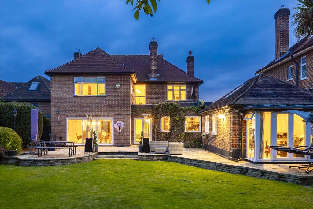 Property photo 2 of 19 Rear Dusk