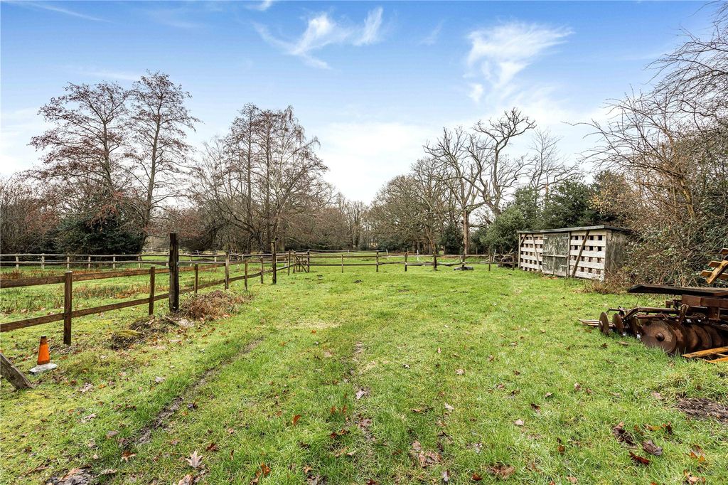 Property photo 2 of 9 Land