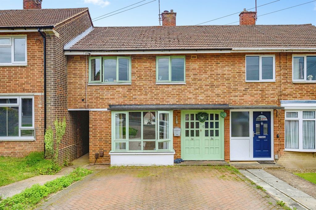 Property photo 1 of 18
