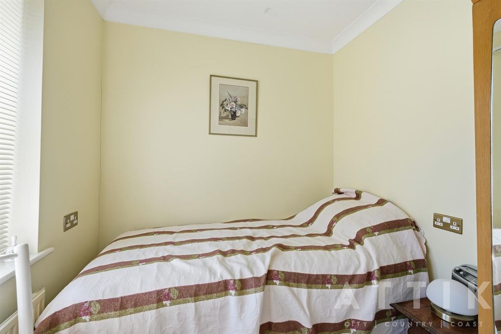 Additional image 17 of 2 bed detached bungalow for saleOld Brewery Yard, Halesworth IP19