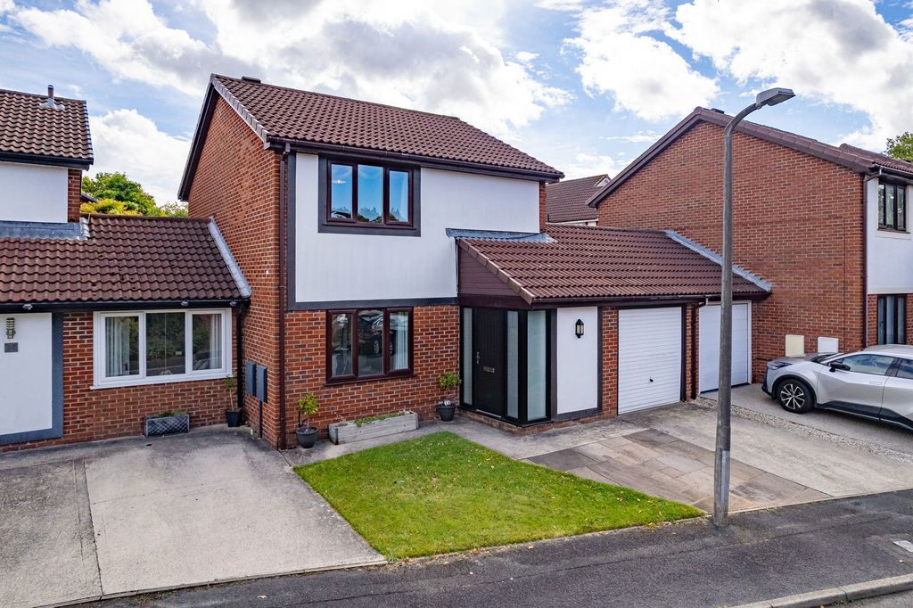 Property photo 1 of 49