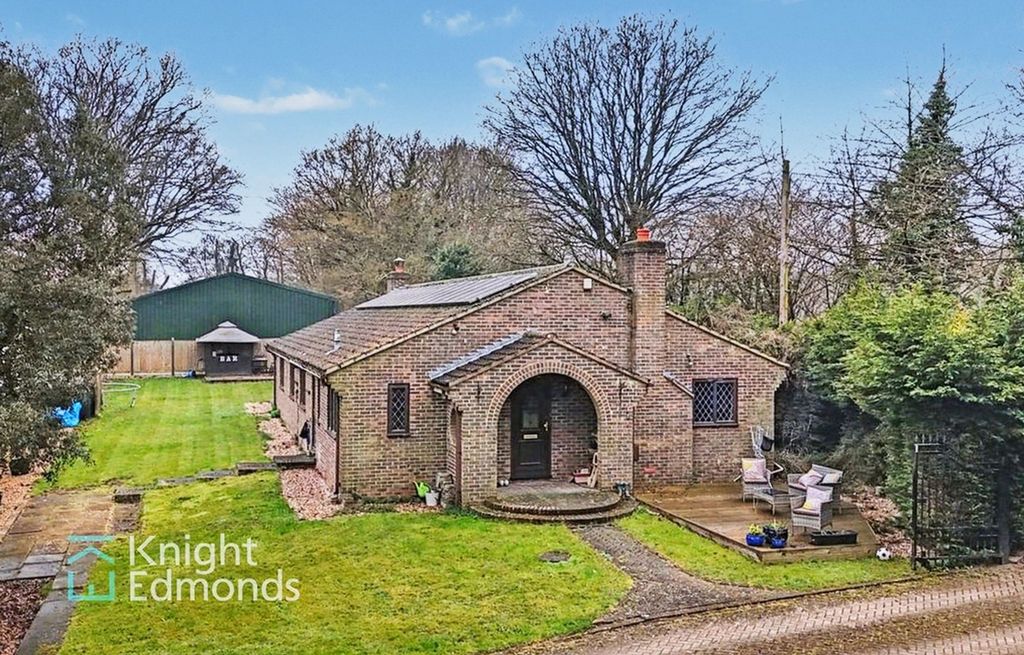 Property photo 1 of 11 Exterior