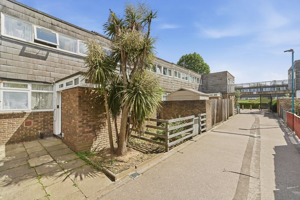 Property photo 3 of 12 Picture No. 15