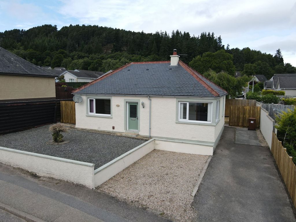 Property photo 1 of 21