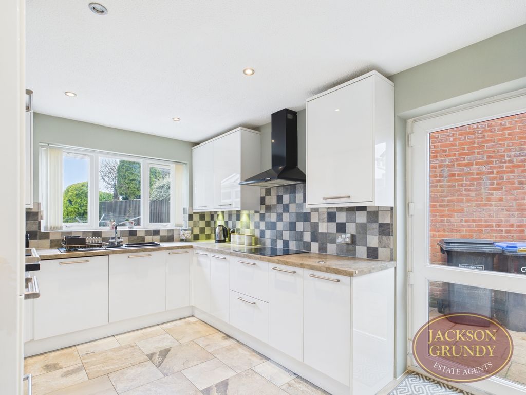 Property photo 3 of 22 Cumbrae Drive