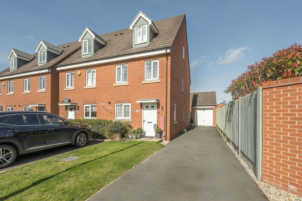 Property photo 1 of 20