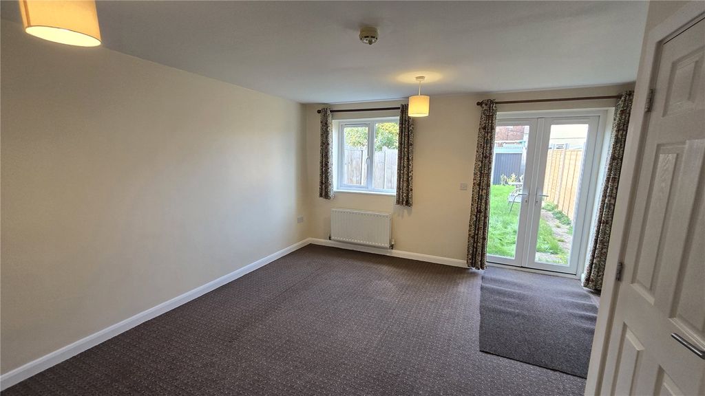 Property photo 3 of 9 Picture No. 06