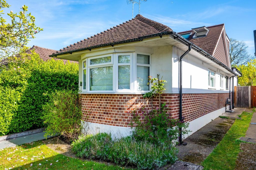 Property photo 1 of 17