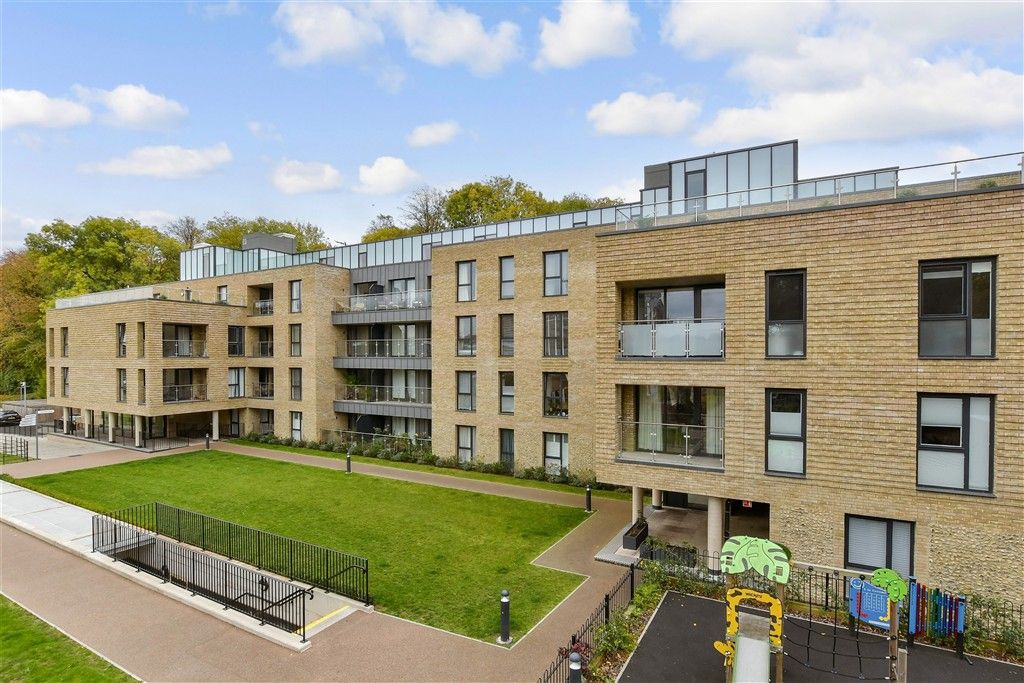 Property photo 2 of 9 External (Web)