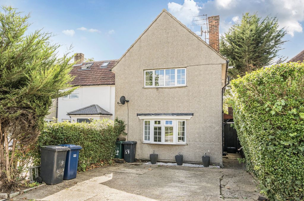 Property photo 1 of 22 1349583-20-68Bedd...