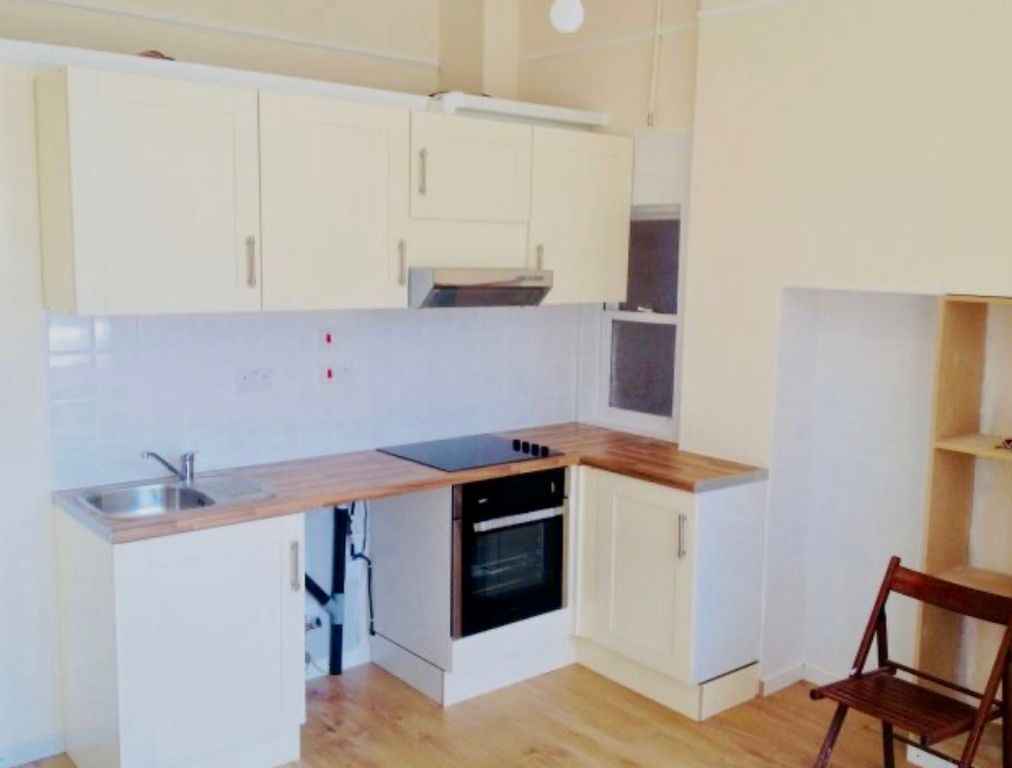 Property photo 2 of 8