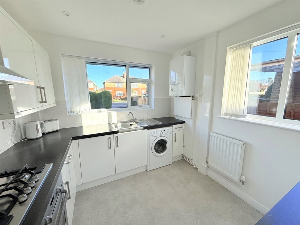 Property photo 3 of 13 Kitchen