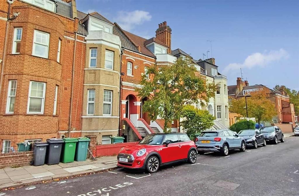 Property photo 2 of 7