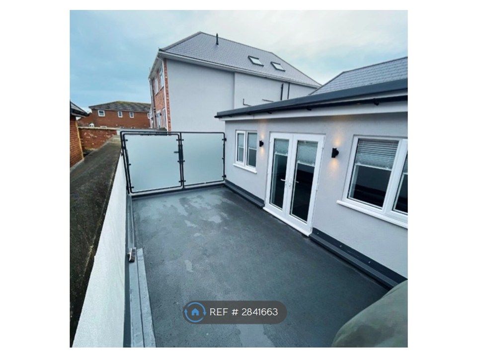 Property photo 1 of 17 Rear Courtyard