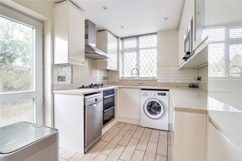 Property photo 2 of 13 Kitchen