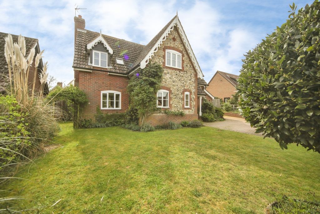 Property photo 1 of 32 Pbox-Img.Jpg