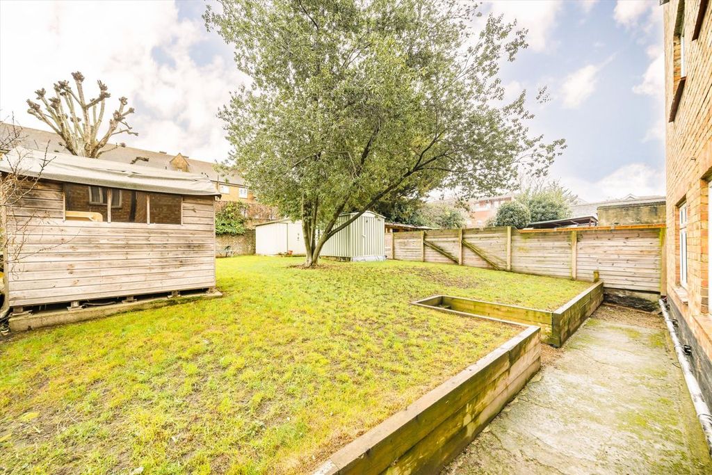 Property photo 3 of 7