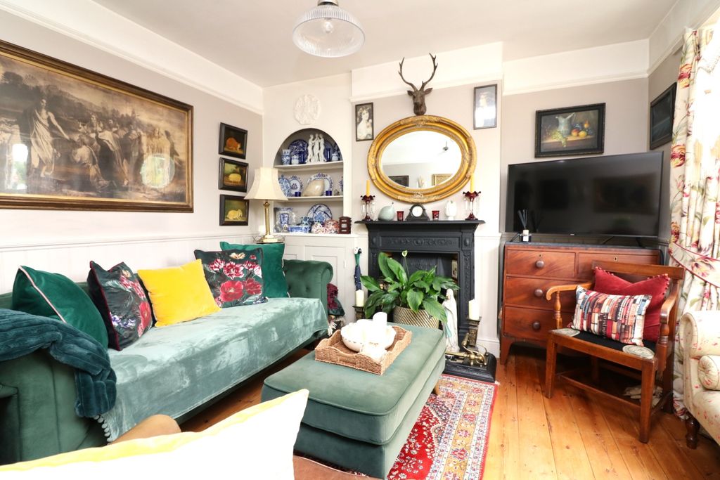 Property photo 3 of 23 Img_0724