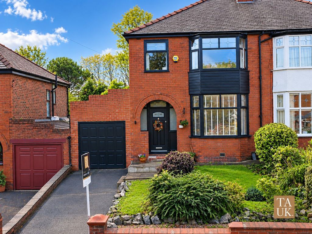 Property photo 1 of 31