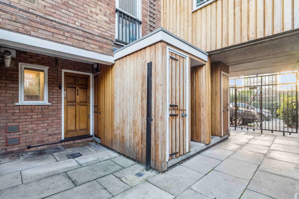 Property photo 3 of 13 12 (16).Jpg