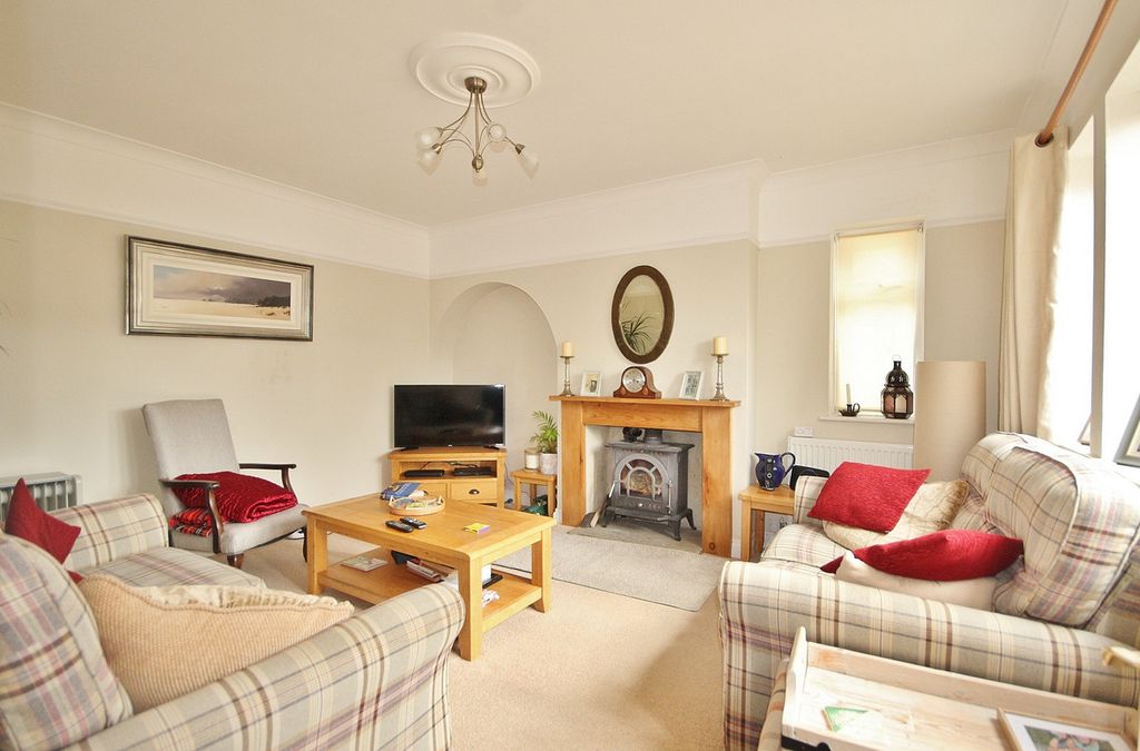 Property photo 2 of 24
