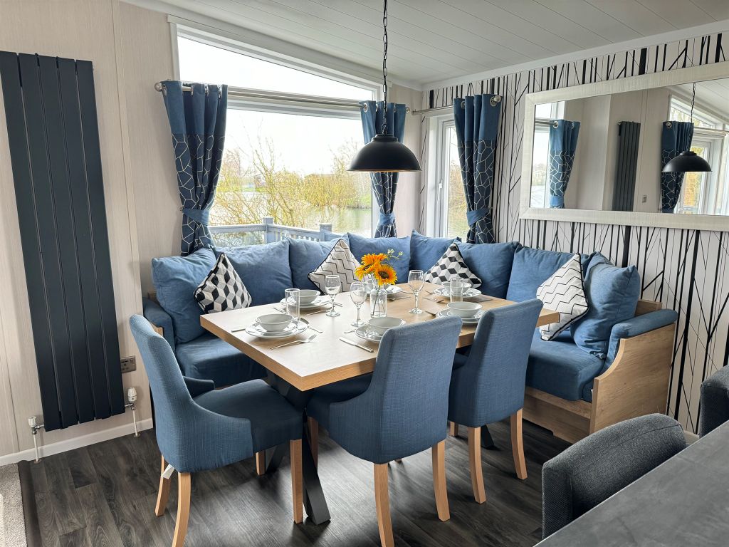 Property photo 3 of 7 Open Plan Lounge Kitchen Diner