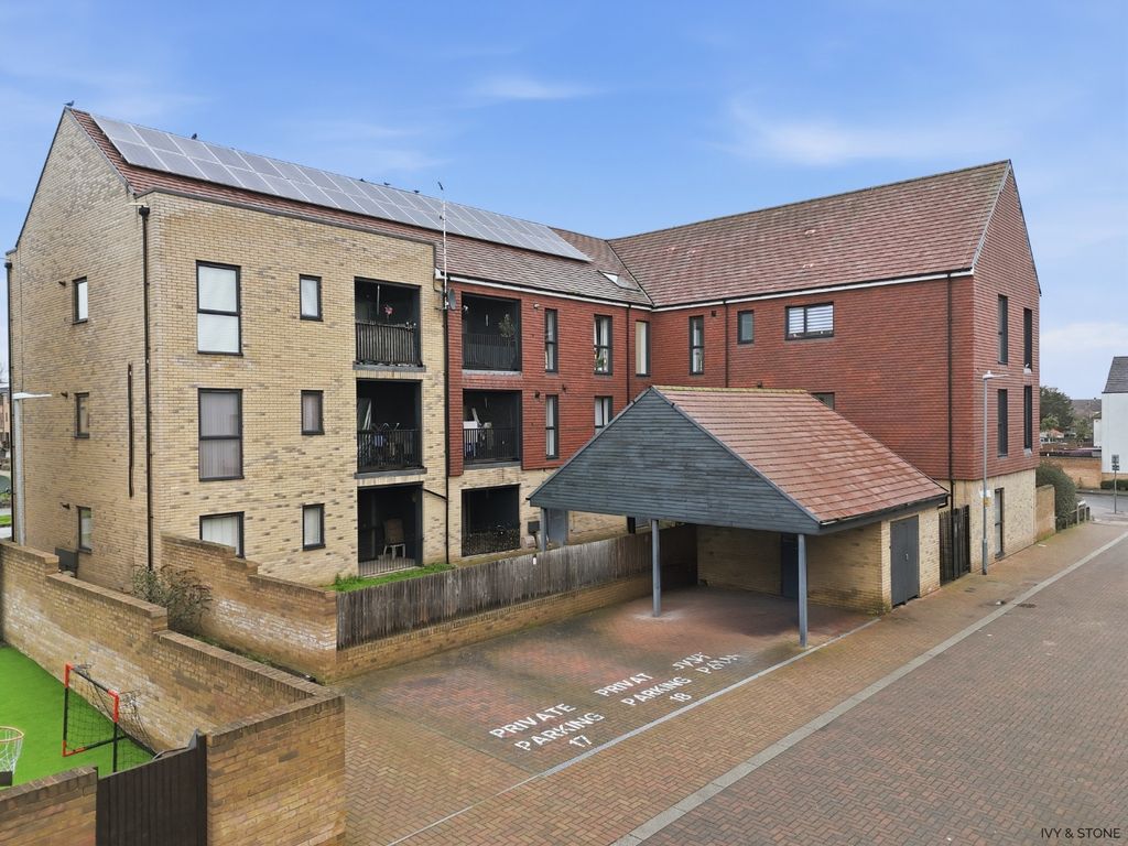 Property photo 1 of 17 4521620