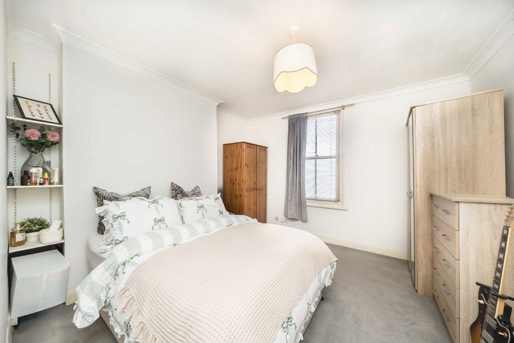 Property photo 1 of 4