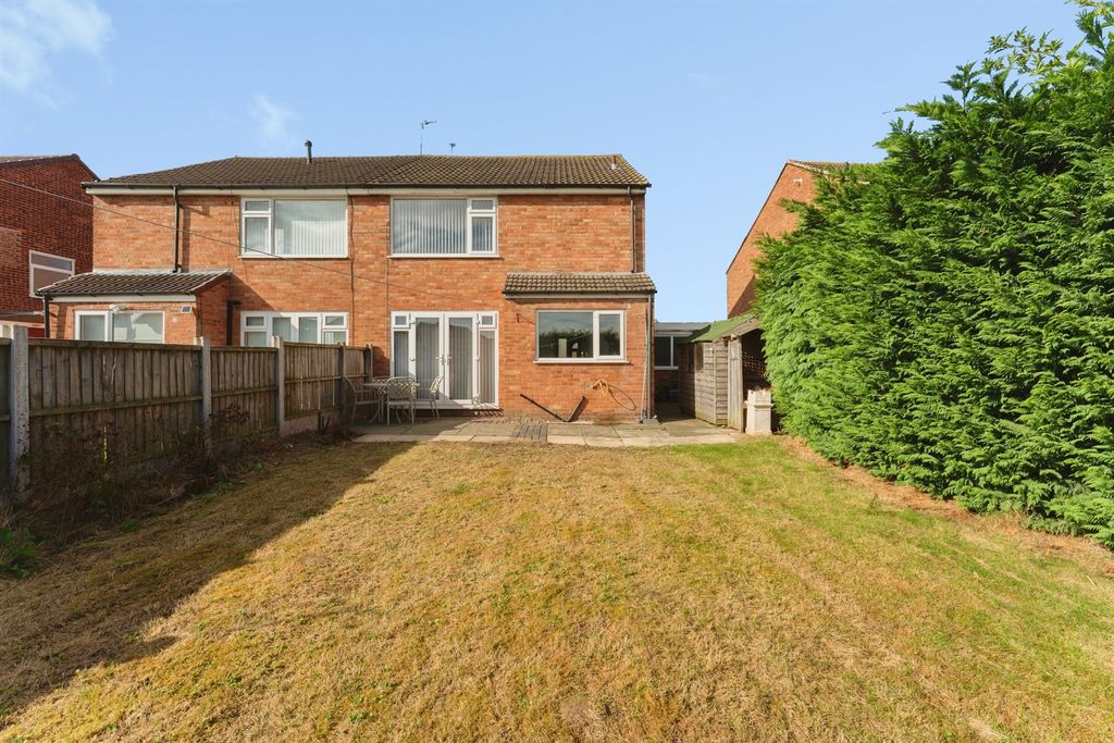 Property photo 3 of 16